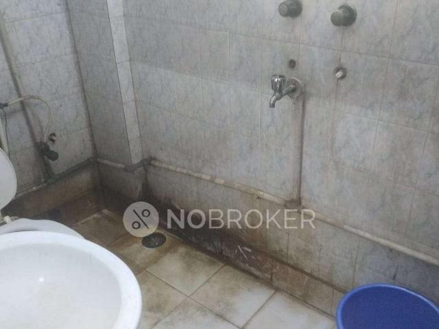 1 RK Flat for Rent In Mukarjee Nagar