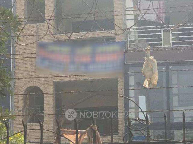 1 RK Flat for Rent In Mukherjee Nagar