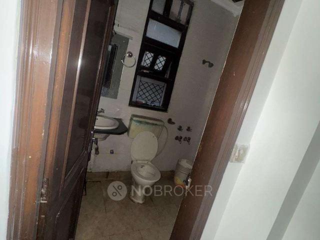 1 RK Flat for Rent In New Rajinder Nagar