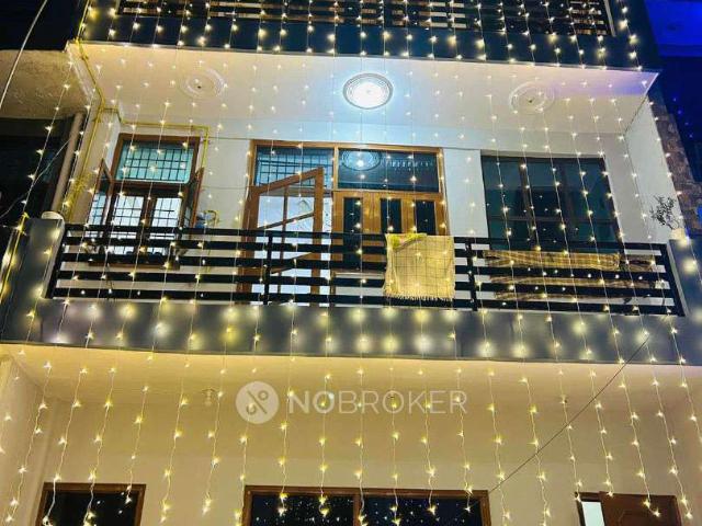 1 RK Flat for Rent In Sector 36