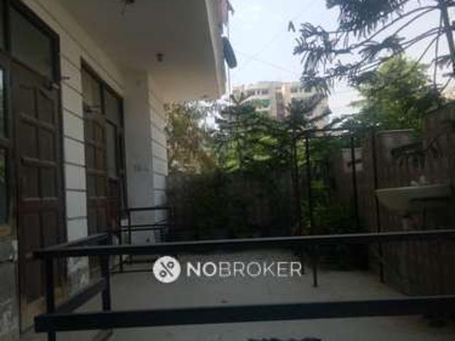 1 RK Flat for Rent In Sector 3