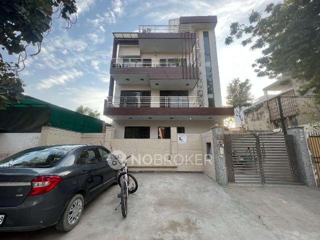 1 RK Flat for Rent In Sector 40