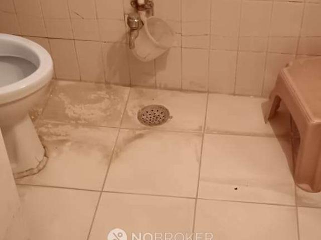 1 RK Flat for Rent In Panchsheel Park