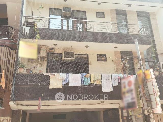 1 RK Flat for Rent In Pitam Pura