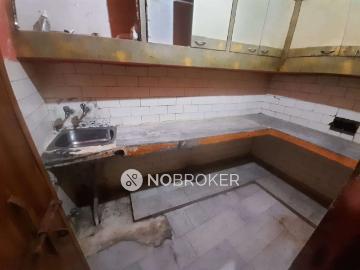 1 RK Flat for Rent In Pitampura