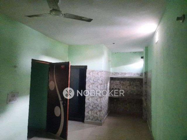 1 RK Flat for Rent In Pitampura