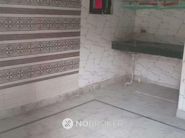 1 RK Flat for Rent In Pratap Vihar