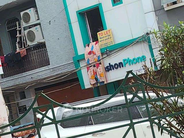 1 RK Flat for Rent In Uttam Nagar