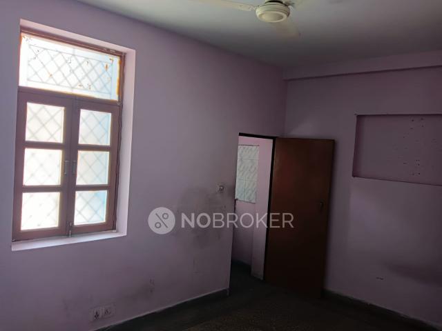 1 RK Flat for Rent In Vasant Kunj