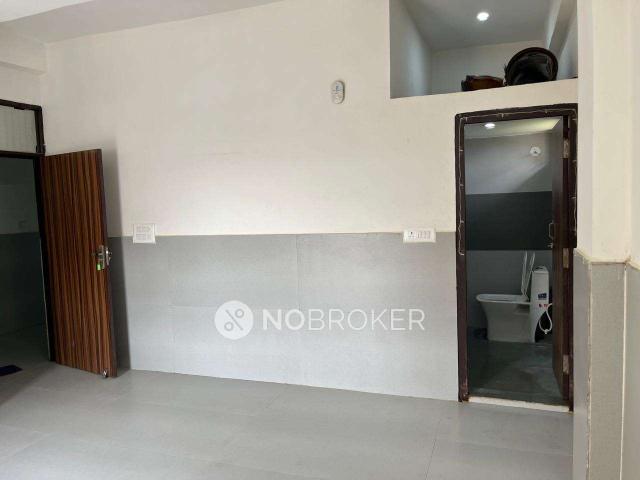 1 RK Flat for Rent In Yusufpur