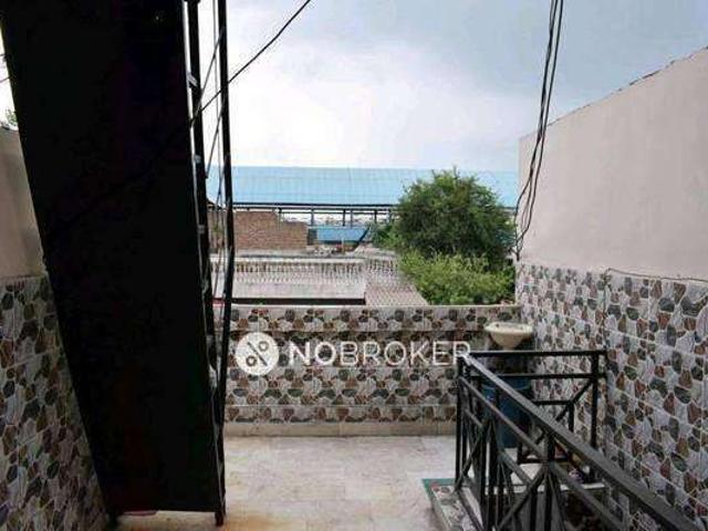 1 RK Flat For Sale In Moti Nagar