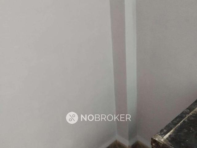 1 RK Flat In Cozy Den Apartment For Sale In Bandra West