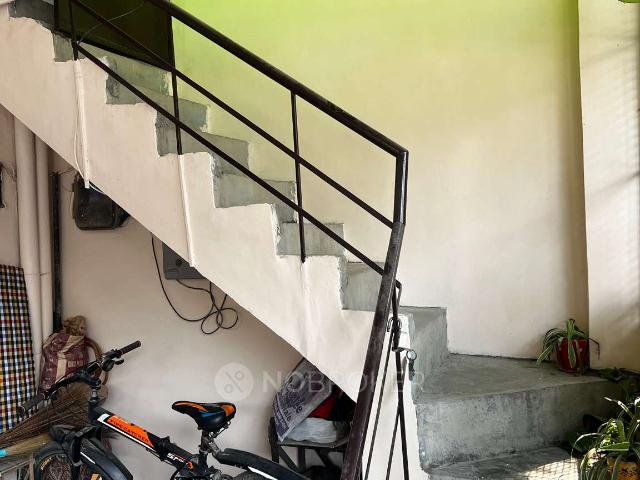 1 RK Flat In Ambedkar Yogna for Rent In Rohini