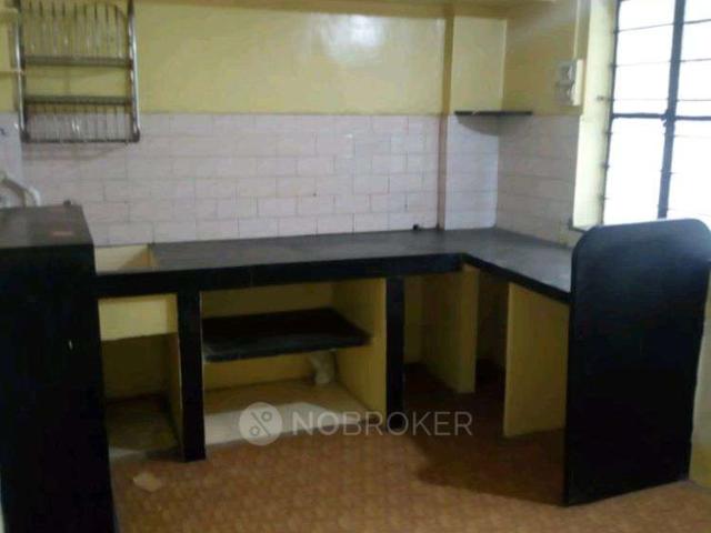 1 RK Flat In Aarti Apartment for Rent In New Sanghavi