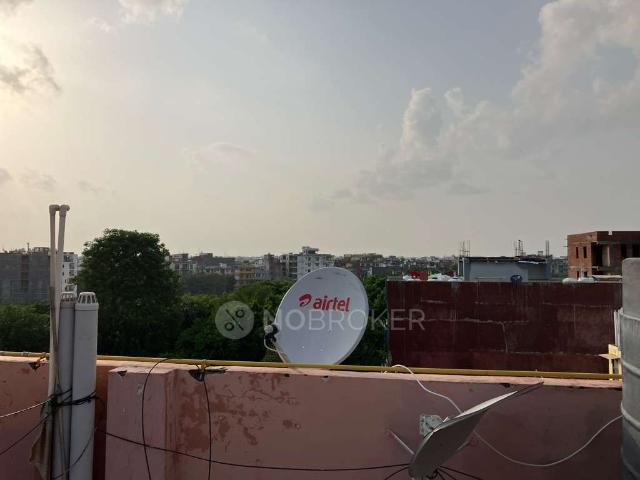 1 RK Flat In Adarsh Apartments Maidan Garhi for Rent In Maidan Garhi