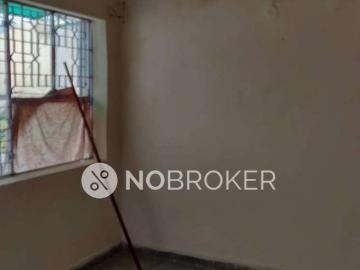 Flat for rent in Mayur County - Parking