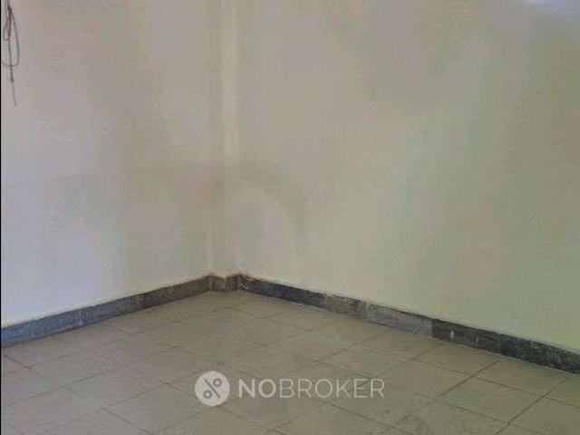 1 RK Flat In Apartment for Rent In Mayur Vihar i Metro Station