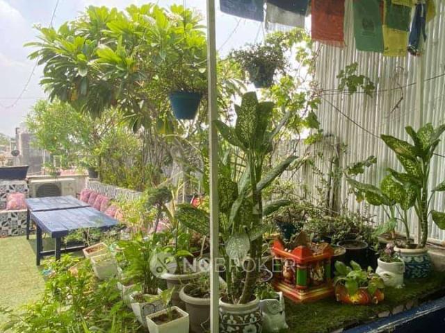 1 RK Flat In Apartment for Rent In Rajouri Garden