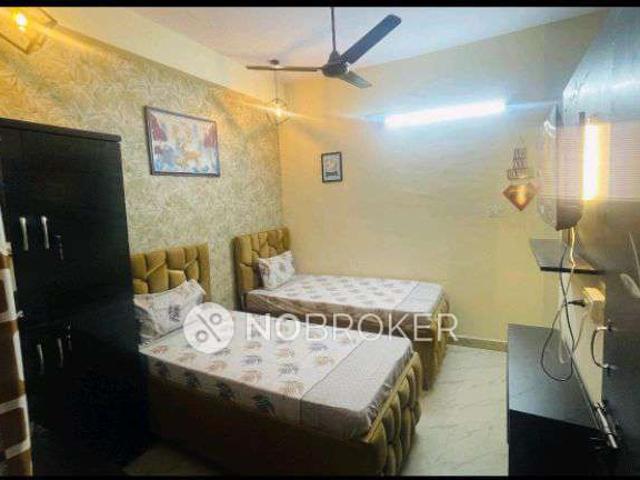 1 RK Flat In Apartment for Rent In Sector 62