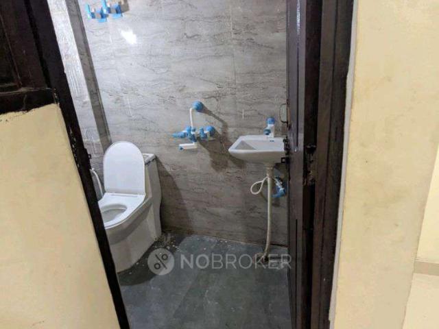 1 RK Flat In Apples Town for Rent In 686, Saraswathi Vihar, Khora Colony, Sector 62a, Noida, Uttar Pradesh 201020, India