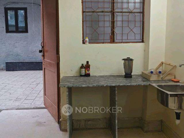 1 RK Flat In Brij Vihar Apartment for Rent In Pitampura