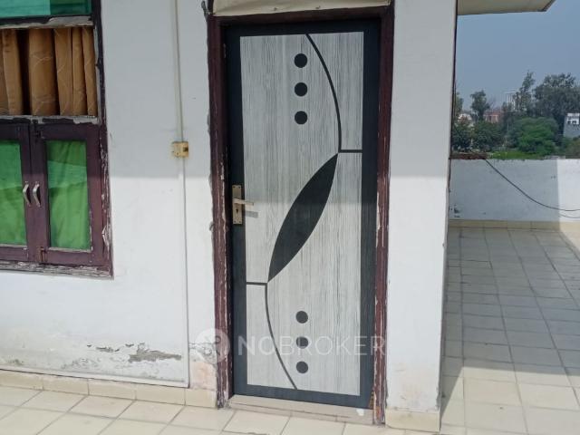 1 RK Flat In Builders Floor for Rent In Shastri Nagar