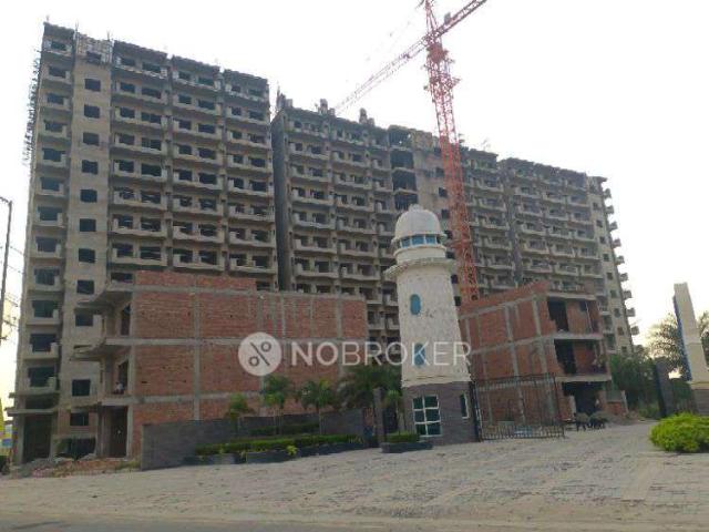 1 RK Flat In Gaur Aerocity For Sale In Sector 19