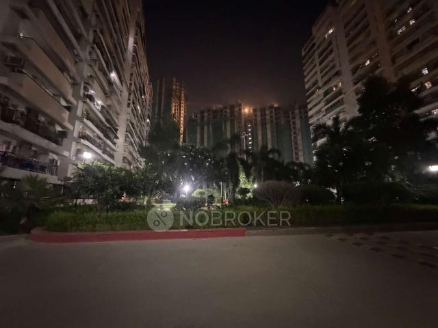 1 RK Flat In Gaur Global Village for Rent In Crossings Republik