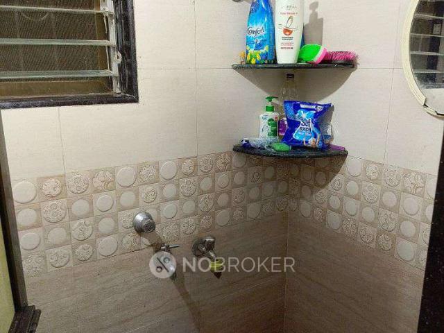 1 RK Flat In Girni Kamgar Vasahat, new Mill Road, Tanaji Chow