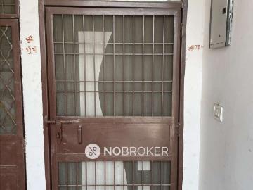 1 RK Flat In Dagar Mansion for Rent In Mahavir Enclave