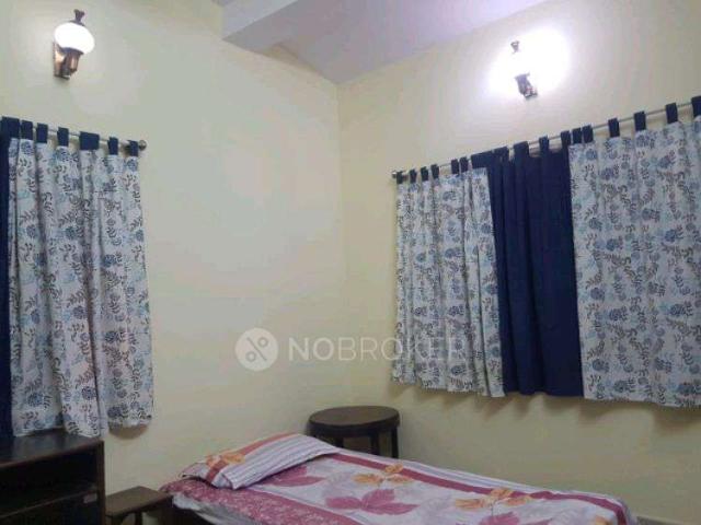 1 RK Flat In Sb for Rent In Defence Colony, Indiranagar