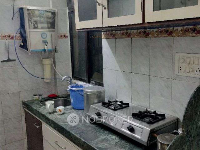 1 RK Flat In Dhanlaxmi Chs for Rent In No 11, Midc Central Road