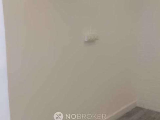 1 RK Flat In H. A. Tambawala for Lease In Kalbadevi