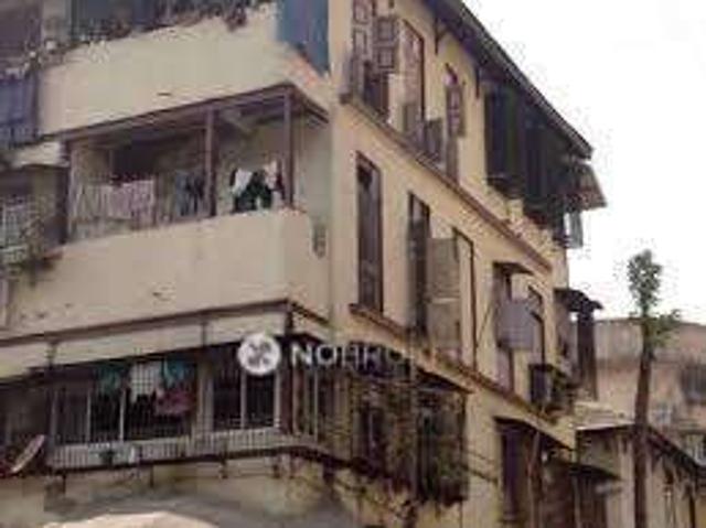 1 RK Flat In H. A. Tambawala for Lease In Kalbadevi