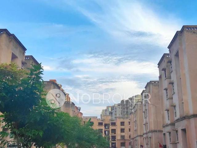 1 RK Flat In Hig Apartments, Greater Noida for Rent In Dadha