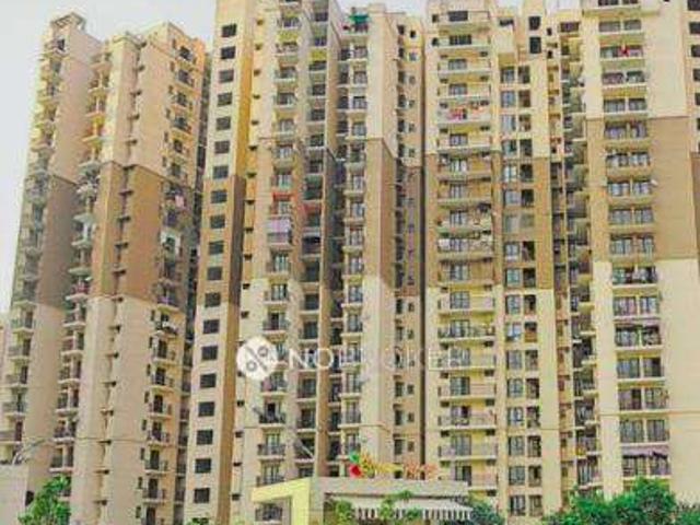 1 RK Flat In Logix Blossoms Zest For Sale In Sector 143