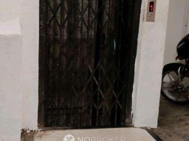 1 RK Flat In Laxmi Narayan Apartment For Sale In Narayan Peth