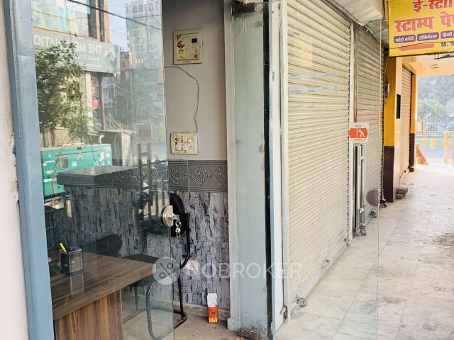 1 RK Flat In Lucky Plaza for Rent In Vasundhara