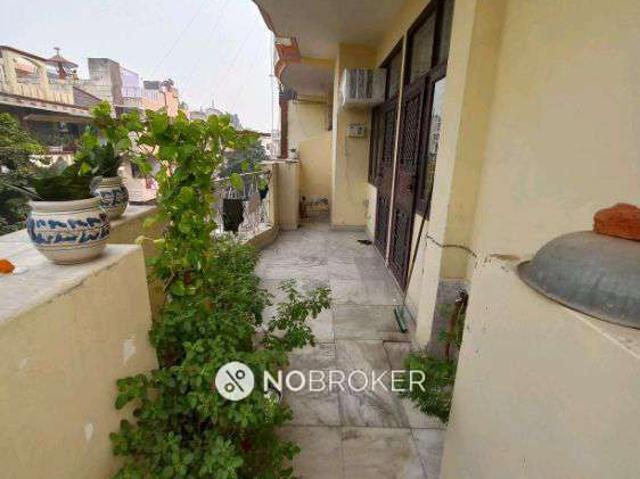1 RK Flat In Soho Awas Apartments for Rent In Gyan Khand 1
