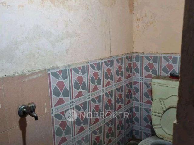 1 RK Flat In Sb for Rent In Gtb Nagar