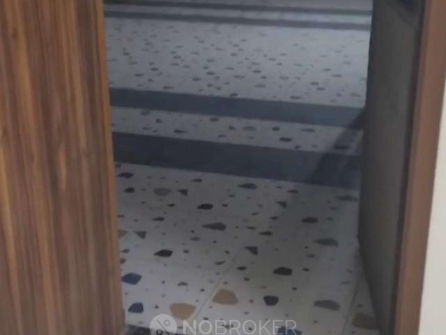 1 RK Flat In Sb for Rent In Sector 2c Das Automobile Service Center