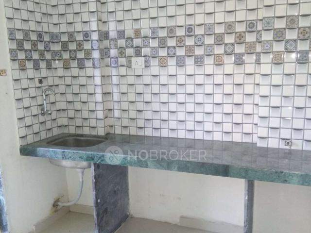 1 RK Flat In Shree Datta Niwas for Rent In Vashi Gaon