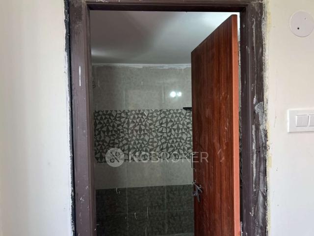 1 RK Flat In Stadnalone Building for Rent In Manikonda