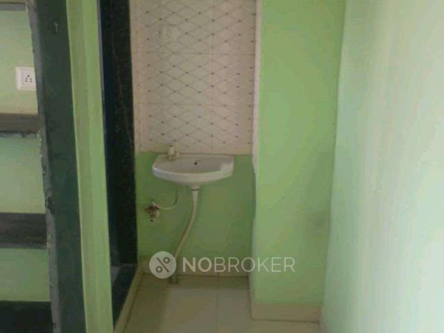 1 RK Flat In Stand Alone Building for Rent In Hadapsar