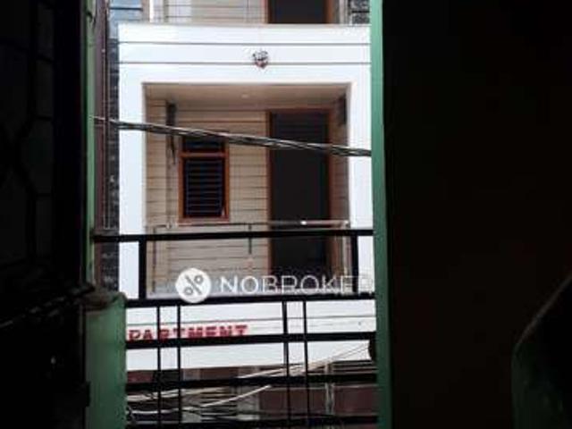 1 RK Flat In Stand Alone Building for Rent In Janakpuri