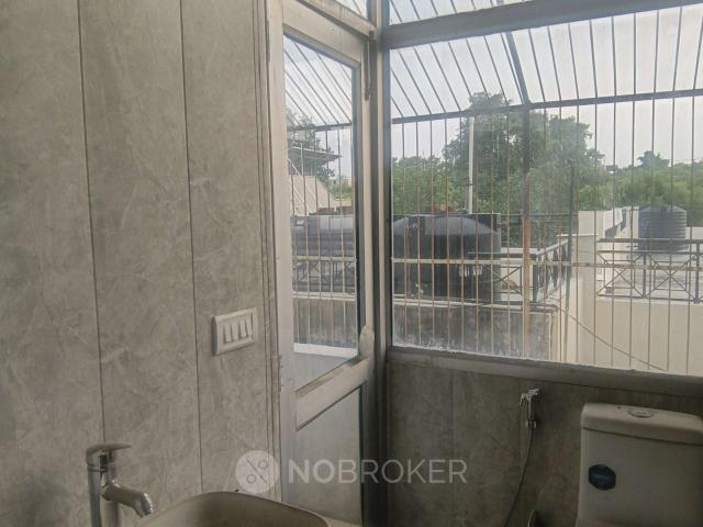 1 RK Flat In Standalone Buildiing for Rent In Sector 126