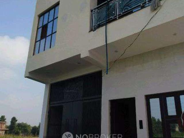 1 RK Flat In Standalone Building for Rent In Tilpata Villa