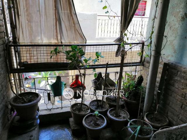 1 RK Flat In Standalone Building for Rent In Uttam Nagar