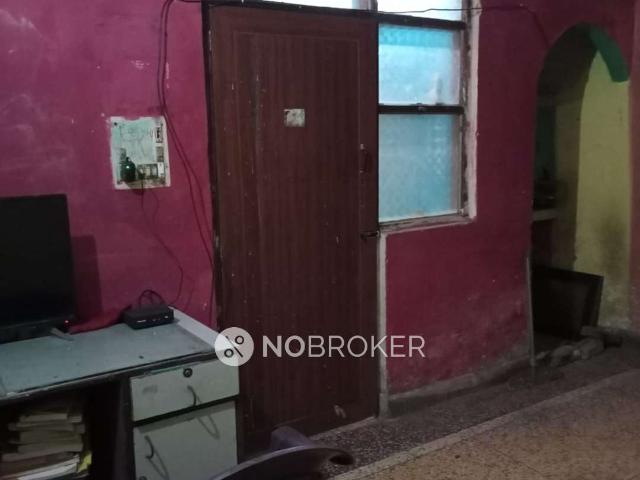 1 RK Flat In Standalone Building for Rent In Laxmi Nagar