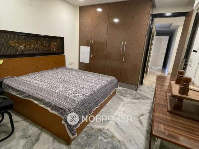 1 RK Flat In Standalone Building for Rent In Mukherjee Nagar